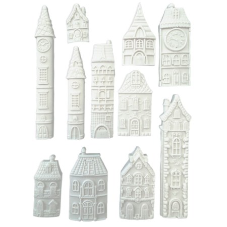 Σετ από 11 λευκά διακοσμητικά σπιτάκια και κτίρια σε διάφορα σχέδια και μεγέθη, ιδανικά για χριστουγεννιάτικη διακόσμηση.