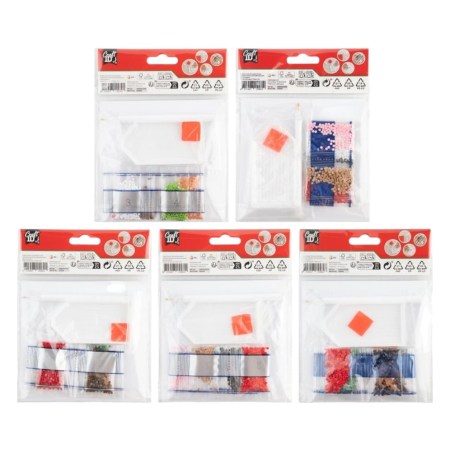 Δημιουργήστε μοναδικές χριστουγεννιάτικες κάρτες με το Diamond Painting Card Set! Περιλαμβάνει σχέδια με αρκουδάκι και χιονάνθρωπο, όλα τα υλικά και αναλυτικές οδηγίες.