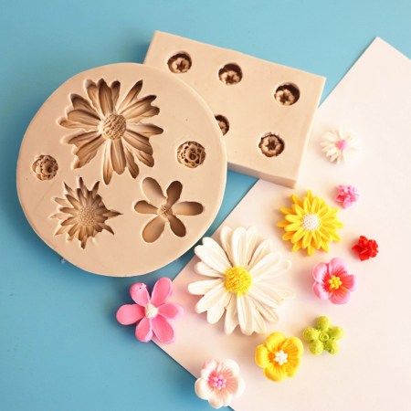 Καλούπι σιλικόνης 6 λουλουδάκια για πηλό, σκόνη πορσελάνης, ρητίνη, σαπούνι και Wax Melts.