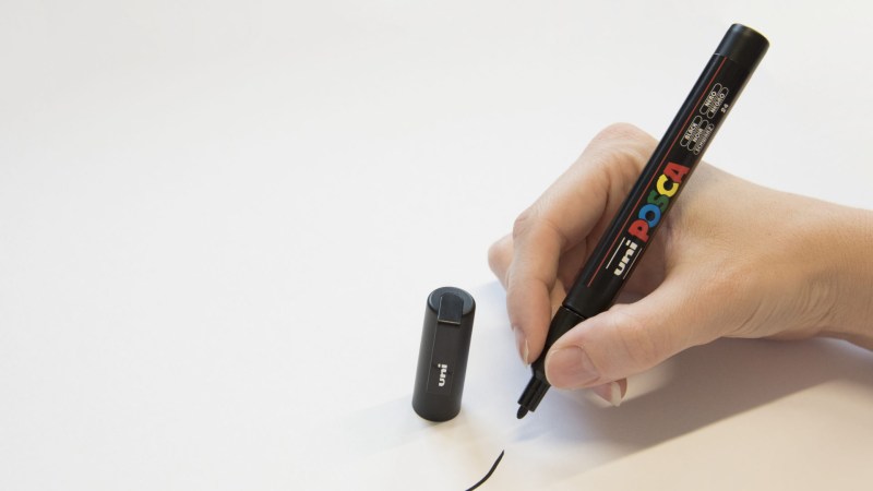 Μαρκαδόρος για όλες τις επιφάνειες Uni Paint POSCA 0.9-1.3mm - Χρυσό