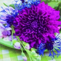 Χαρτοπετσέτες Λουλούδια Μωβ Μπλε σε Πιάτο 33x33cm